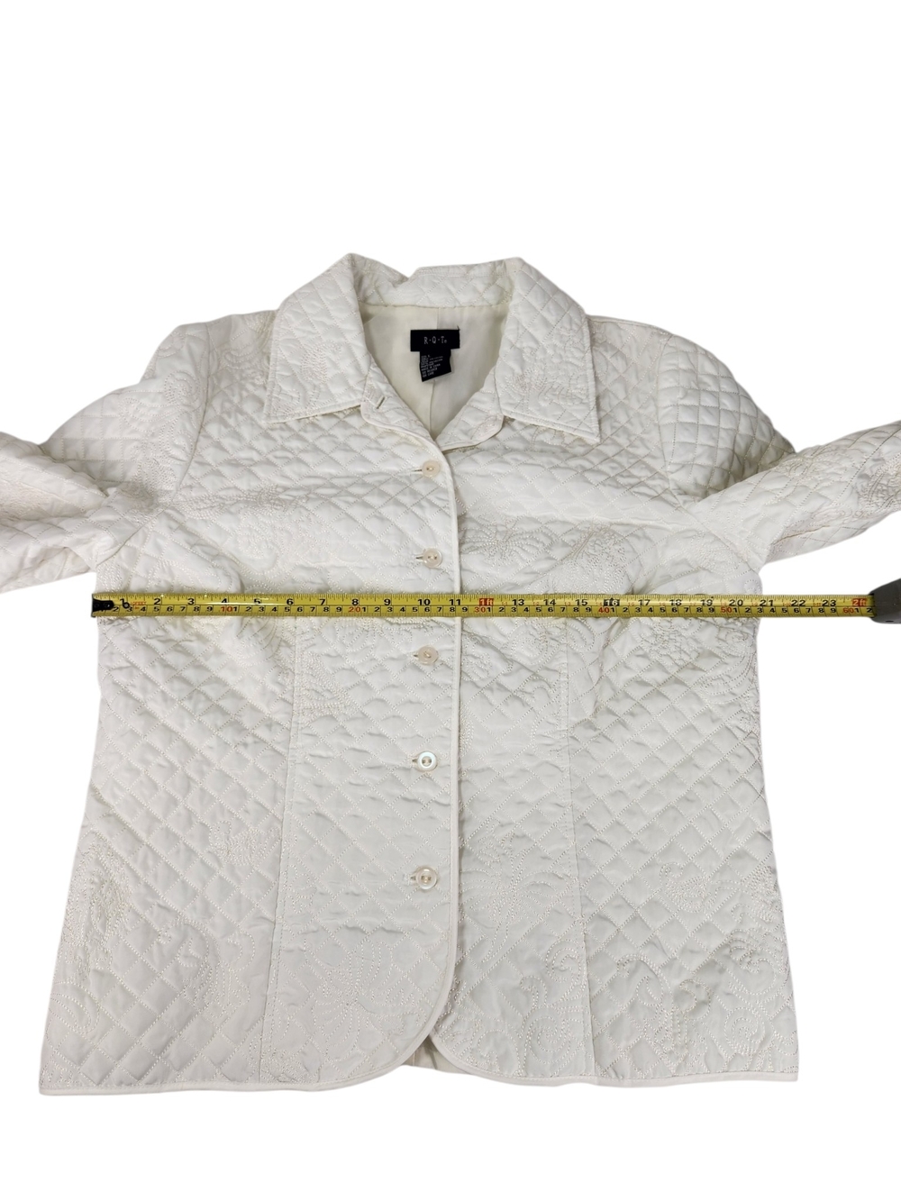 R.Q.T Women's Quilted Embroidered Jacket Ivory Floral Button Front Lined Size L - Picture 13 of 16